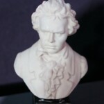 “LA SYMPHONIE DES FAUX CULS” : Ludwig ... Attention au destin ! Dernière retouche le 23 FÉVRIER 2019 à PINON